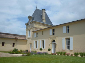 Gîte Saint-Laurent-des-Combes, 5 pièces, 6 personnes - FR-1-440-112